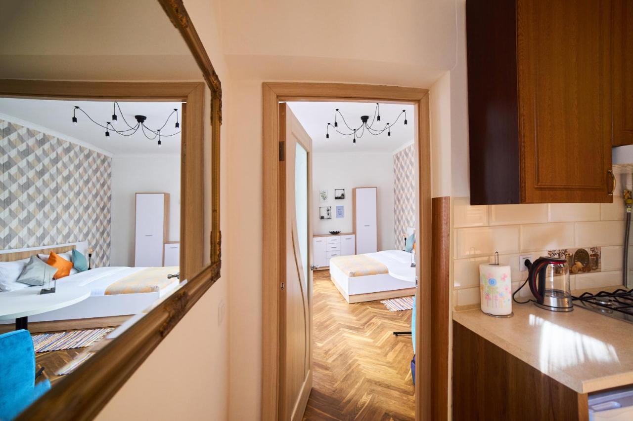Style Apartments In Old Lviv Exterior photo